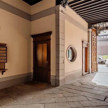 Luxuryhouse Breracastello Милан