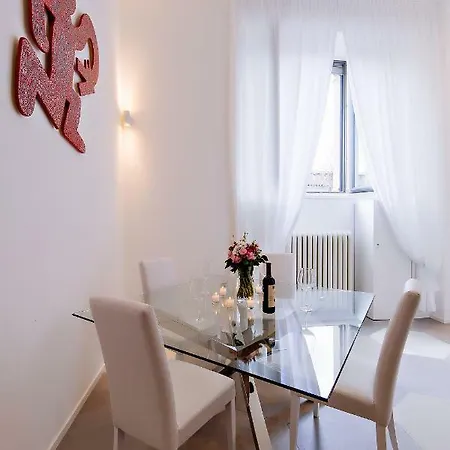 Luxuryhouse Breracastello Апартаменты Милан