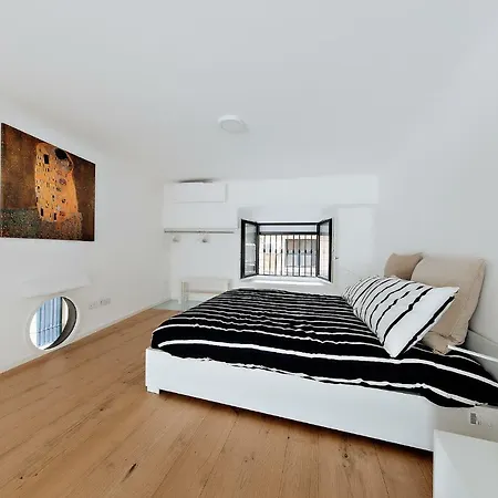 Апартаменты Luxuryhouse Breracastello Милан
